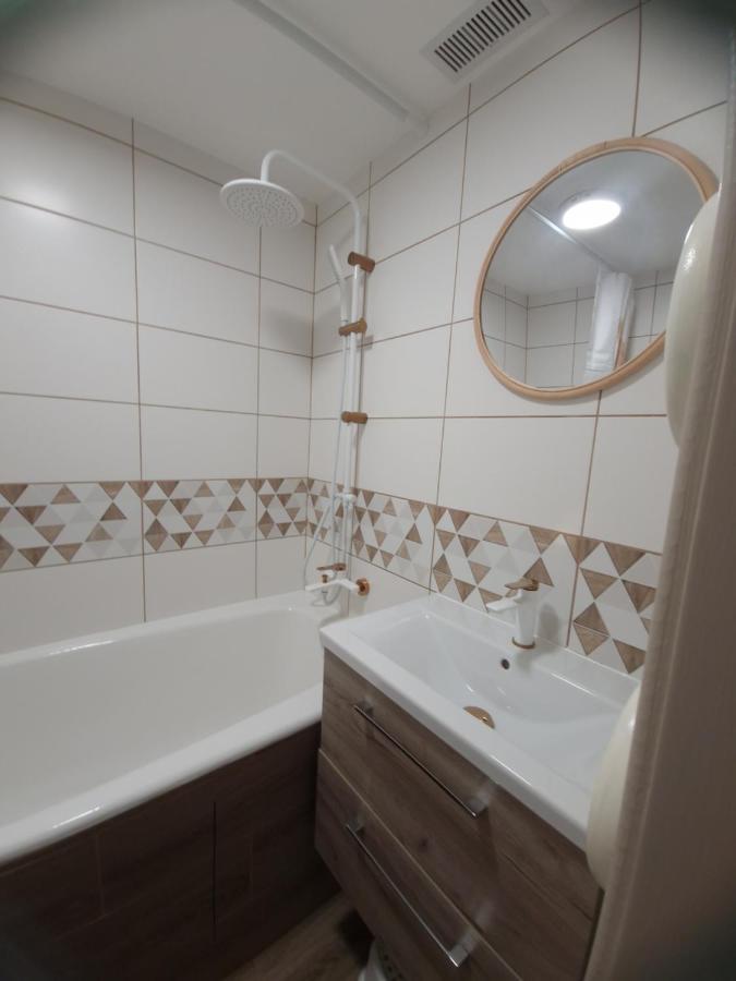 Apartamentai Sukileliu Pr. Kaunas Buitenkant foto